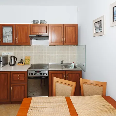 Apartment Vila Helena - Apartman Helena 3 *