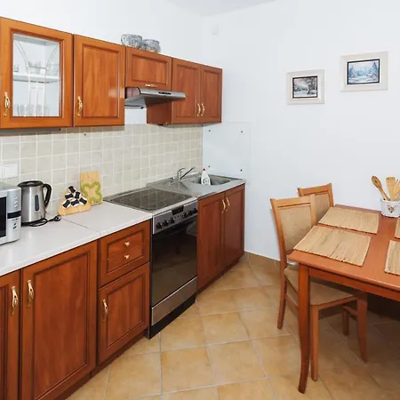 Apartment Vila Helena - Apartman Helena 3